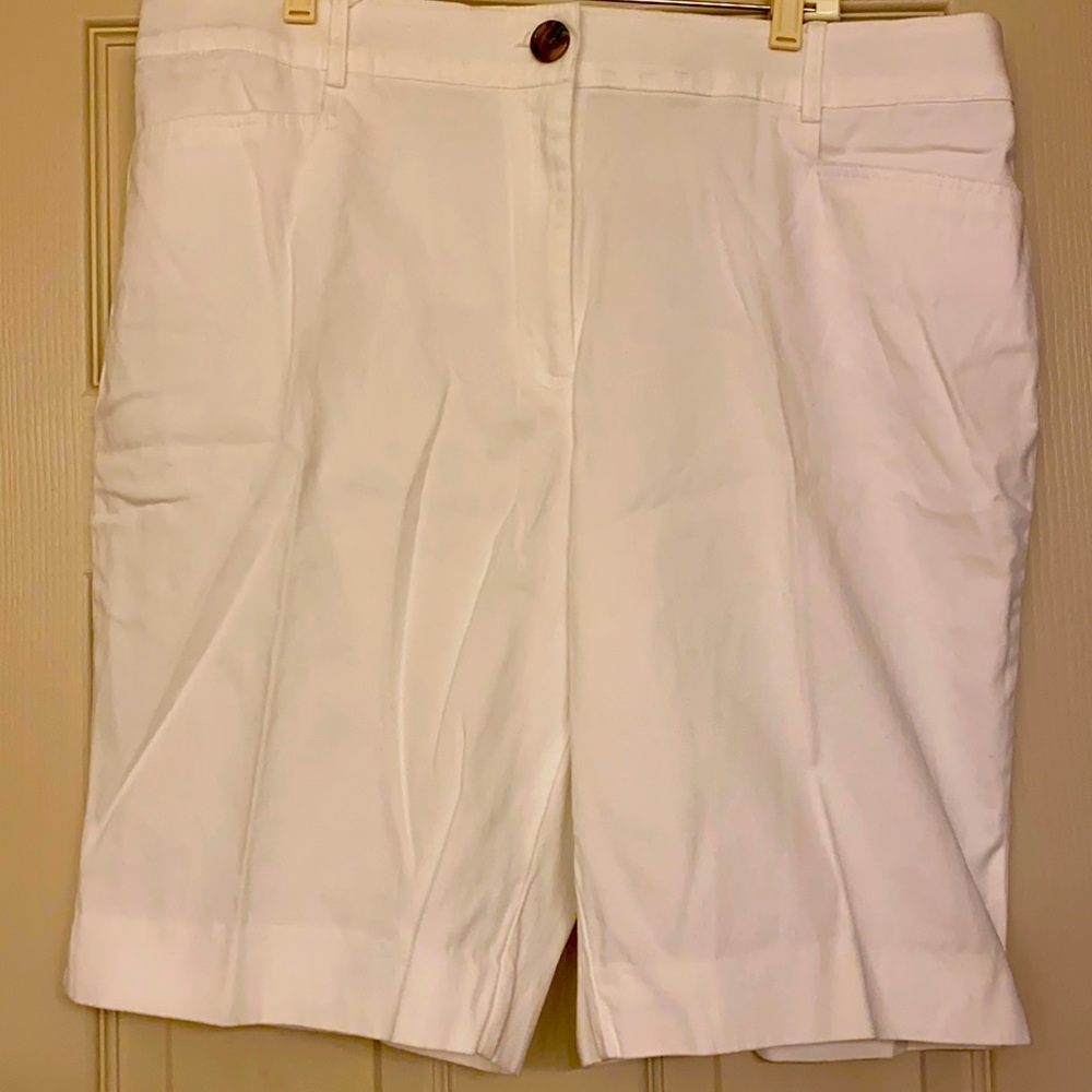 Burmuda shorts